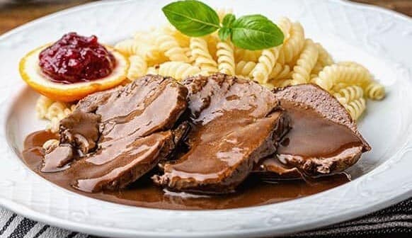 Rinderbraten in Rahmsoße